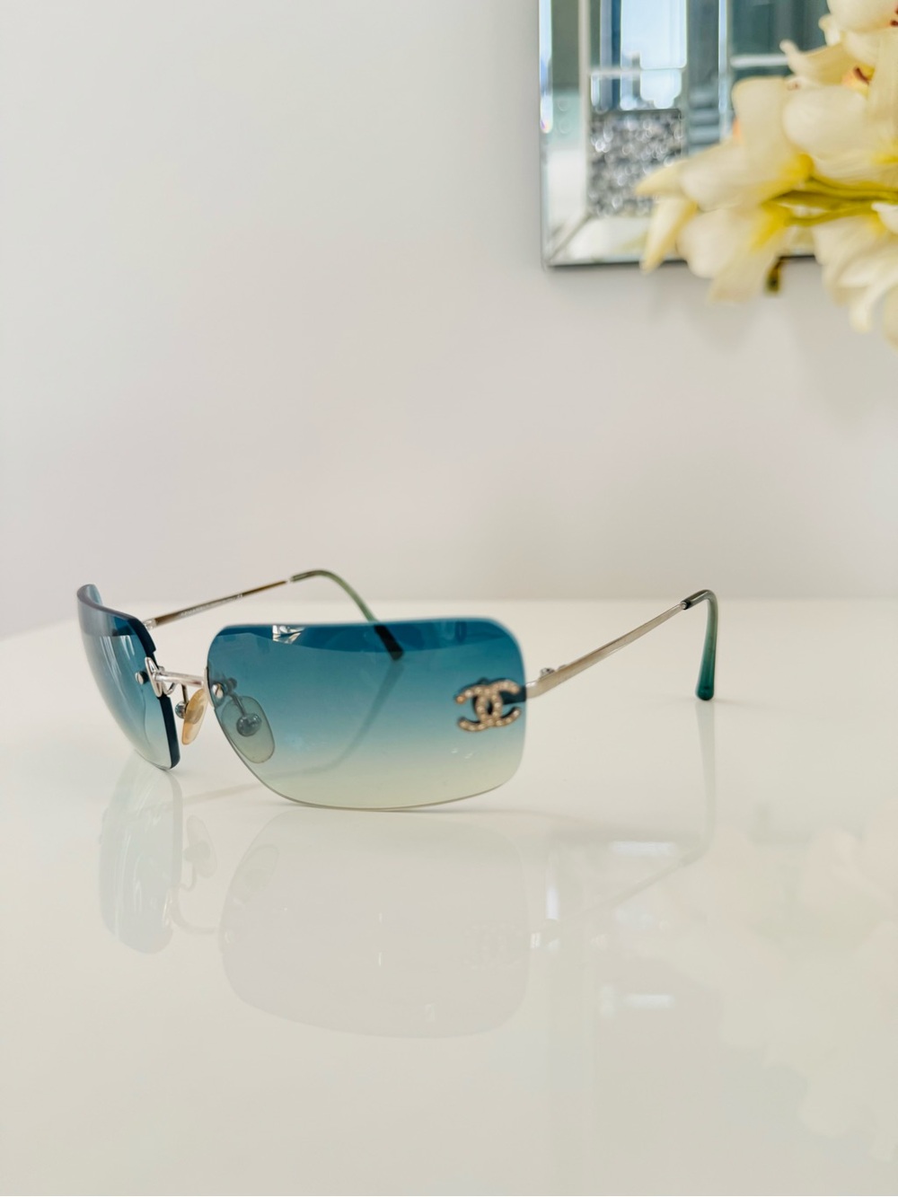 Extremely rare 🦋 Authentic Chanel rimless CC sunglasses✨ - Picture 6 of 7